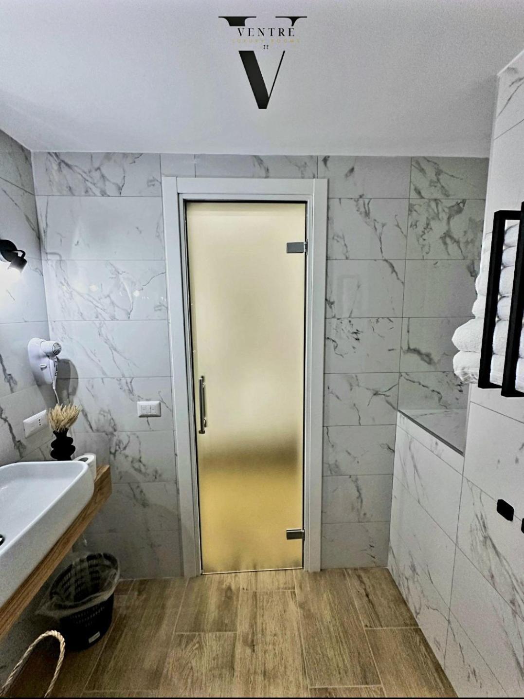Ventre Luxury Rooms Napoli Eksteriør billede
